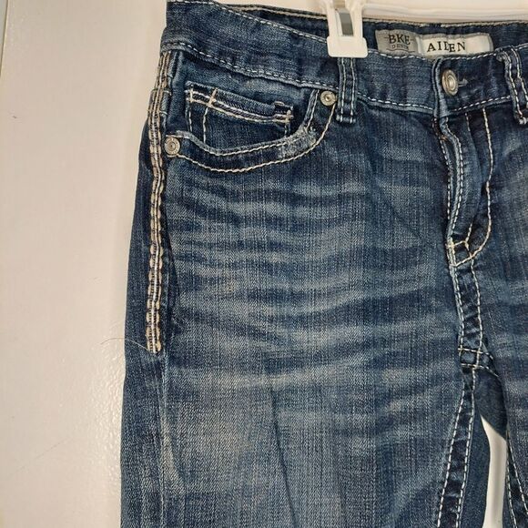 BKE Denim Aiden Bootleg Distressed Blue Jeans Men's Size 29/R - Picture 3 of 15